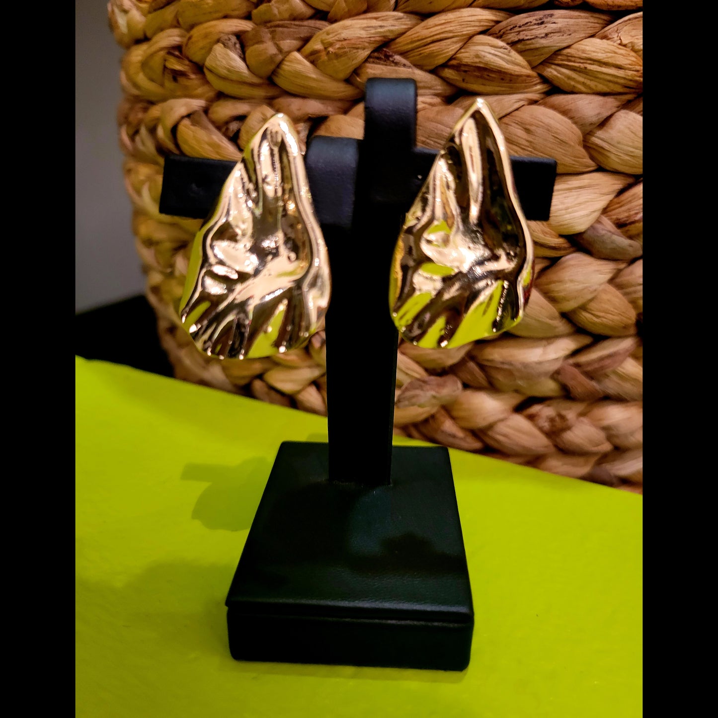 *Clip-on* Textured Triangle Earrings
