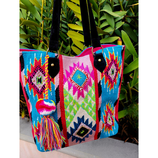 UC Luxe: Lanai Statement Tote