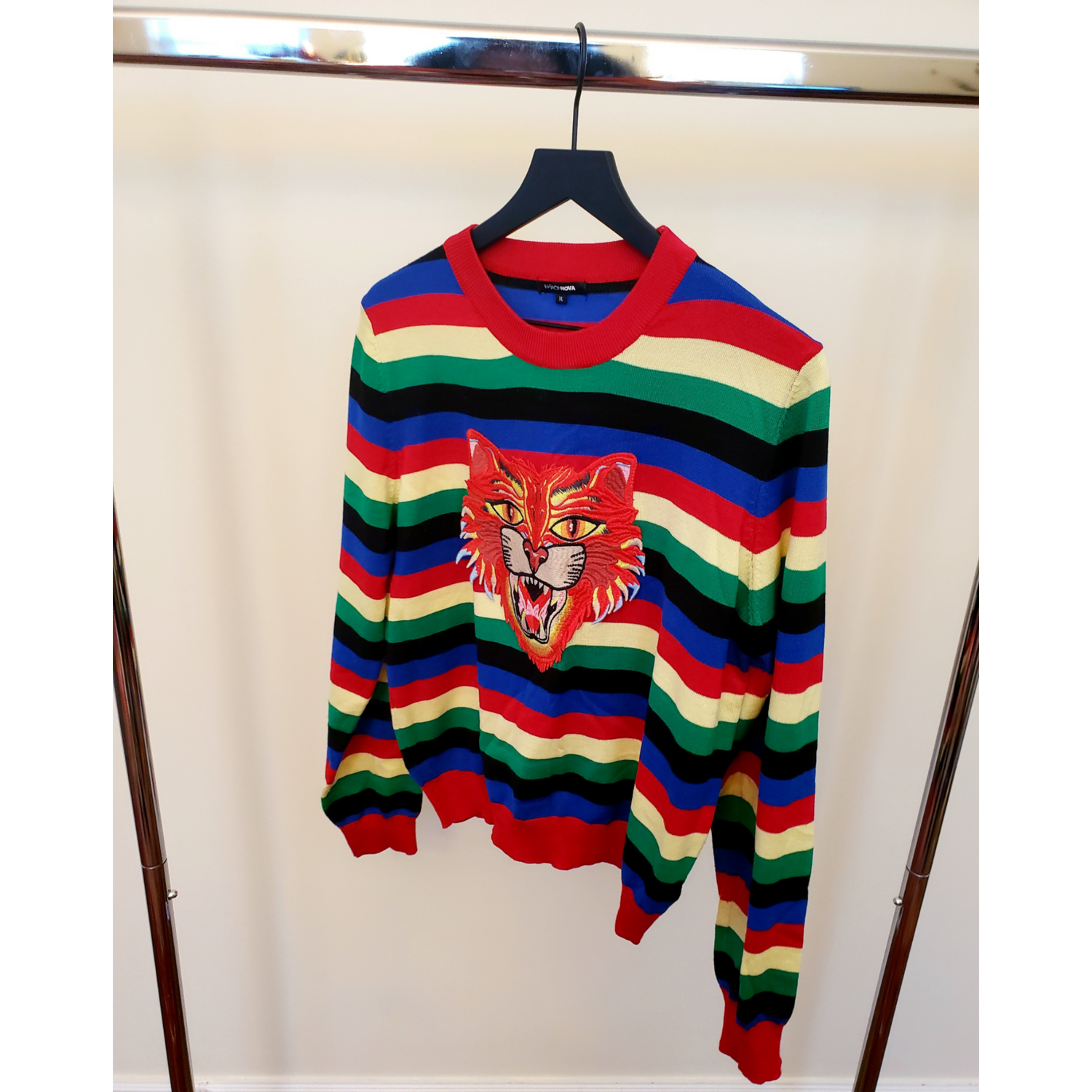 Gucci rainbow tiger hot sale sweater